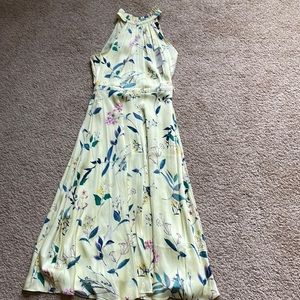 Satin floral dress. NWT from BR.